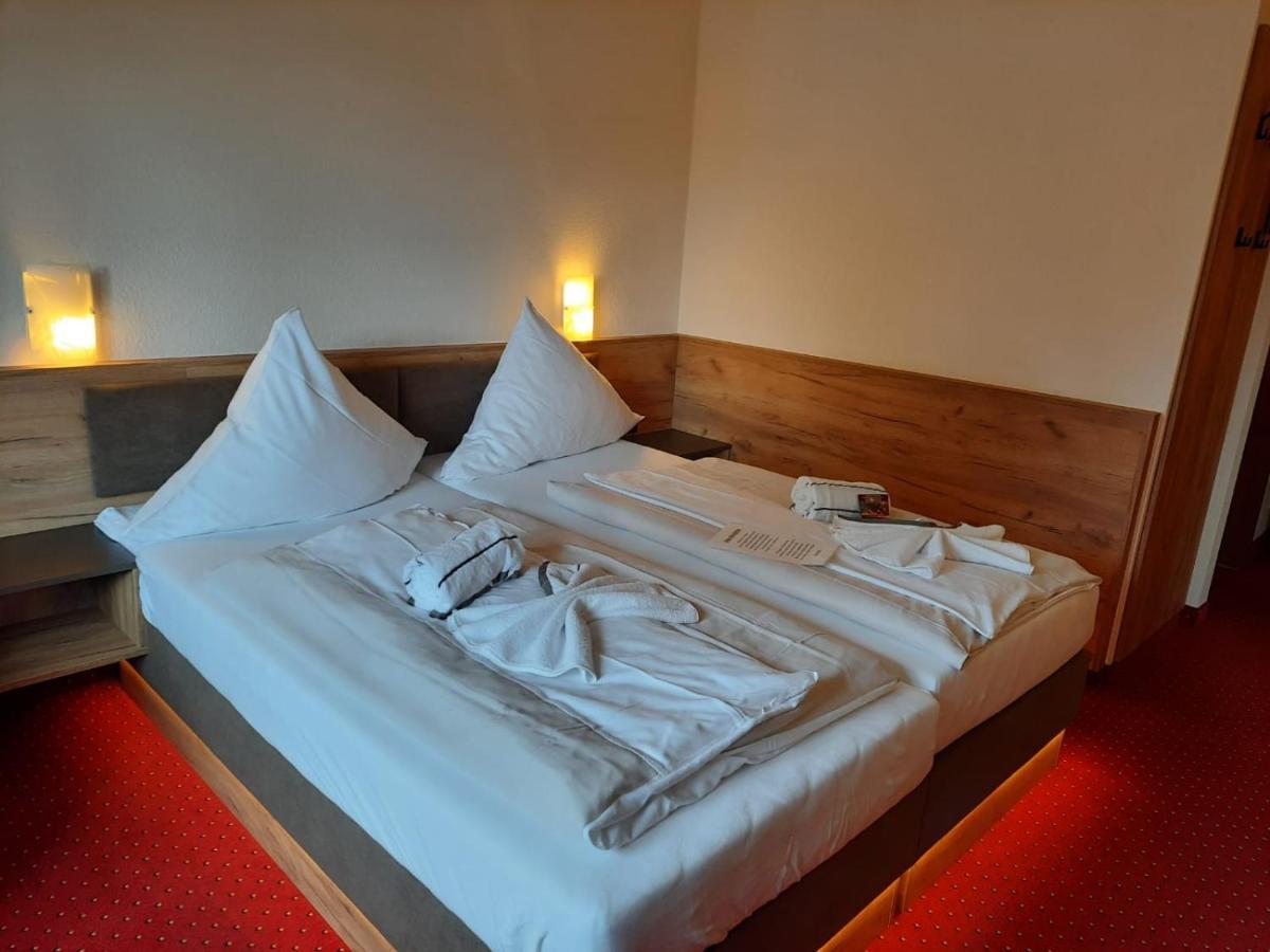 Hotel Haus Krone Bexbach Екстер'єр фото
